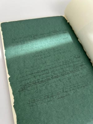 قلعه حیوانات (دفتر داستان دار)،(2زبانه،جیر)